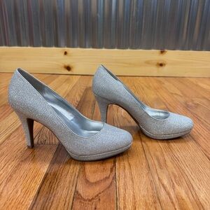 Worthington Shiny Silver Sparkle Women's Heels